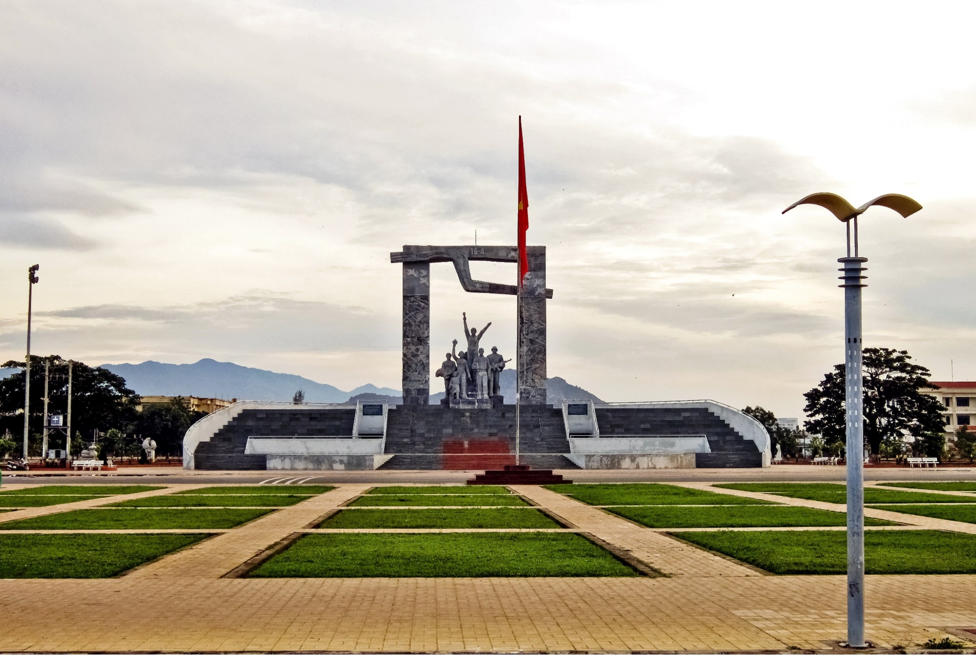 Quảng trường 16/4 Phan Rang