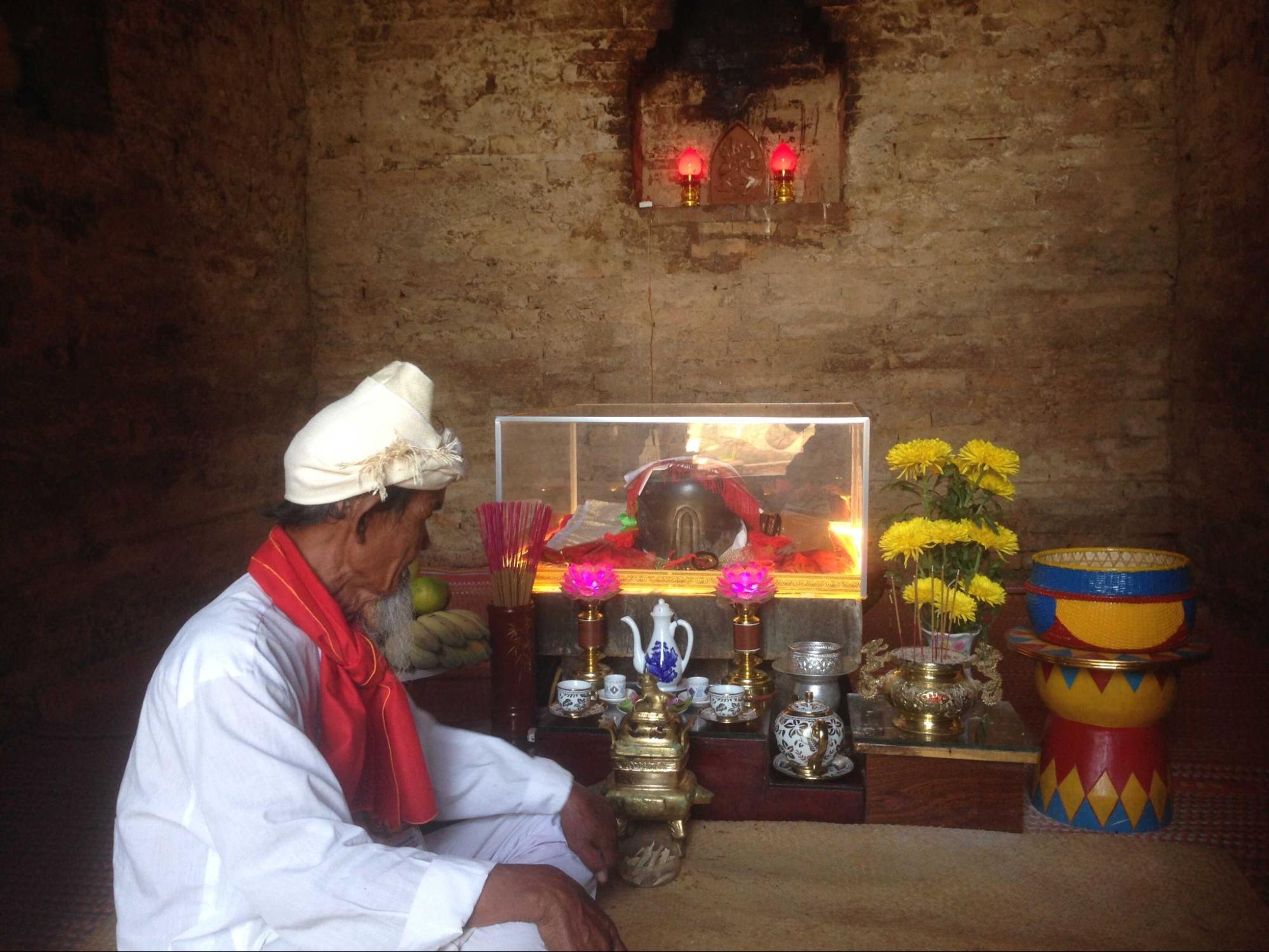 Tìm hiểu lịch sử văn hóa tại tháp Hòa Lai